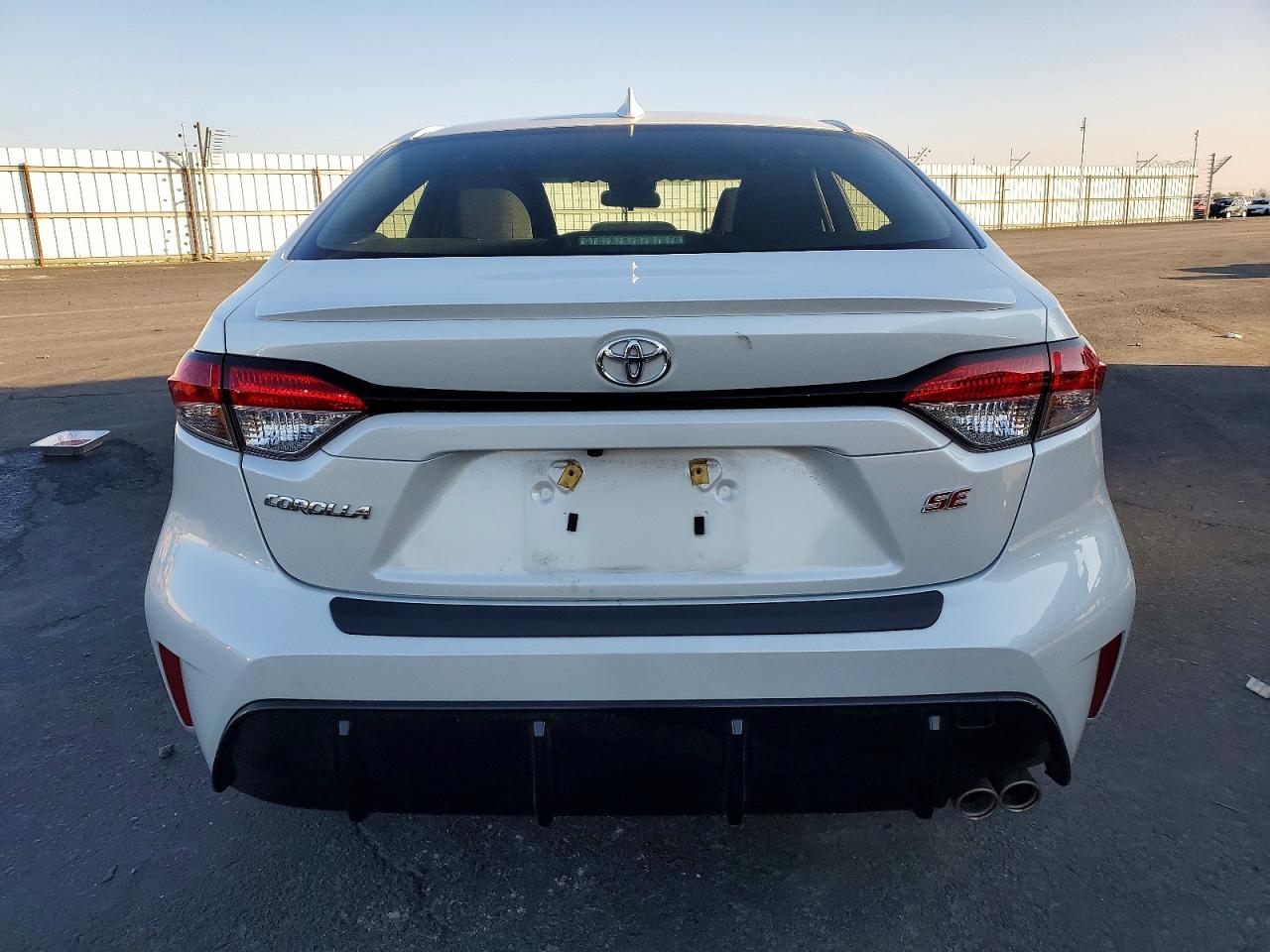 2023 TOYOTA COROLLA SE photo 6