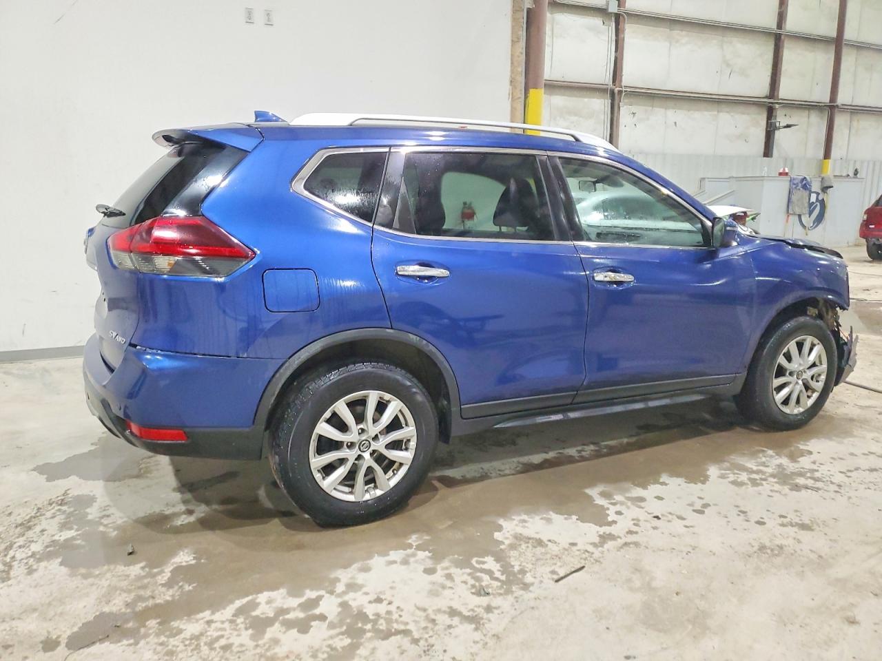 2019 NISSAN ROGUE SV photo 3