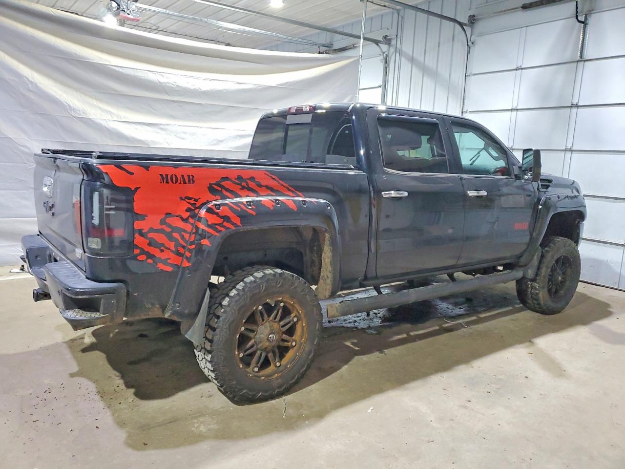 2017 GMC SIERRA K1500 SLT photo 3