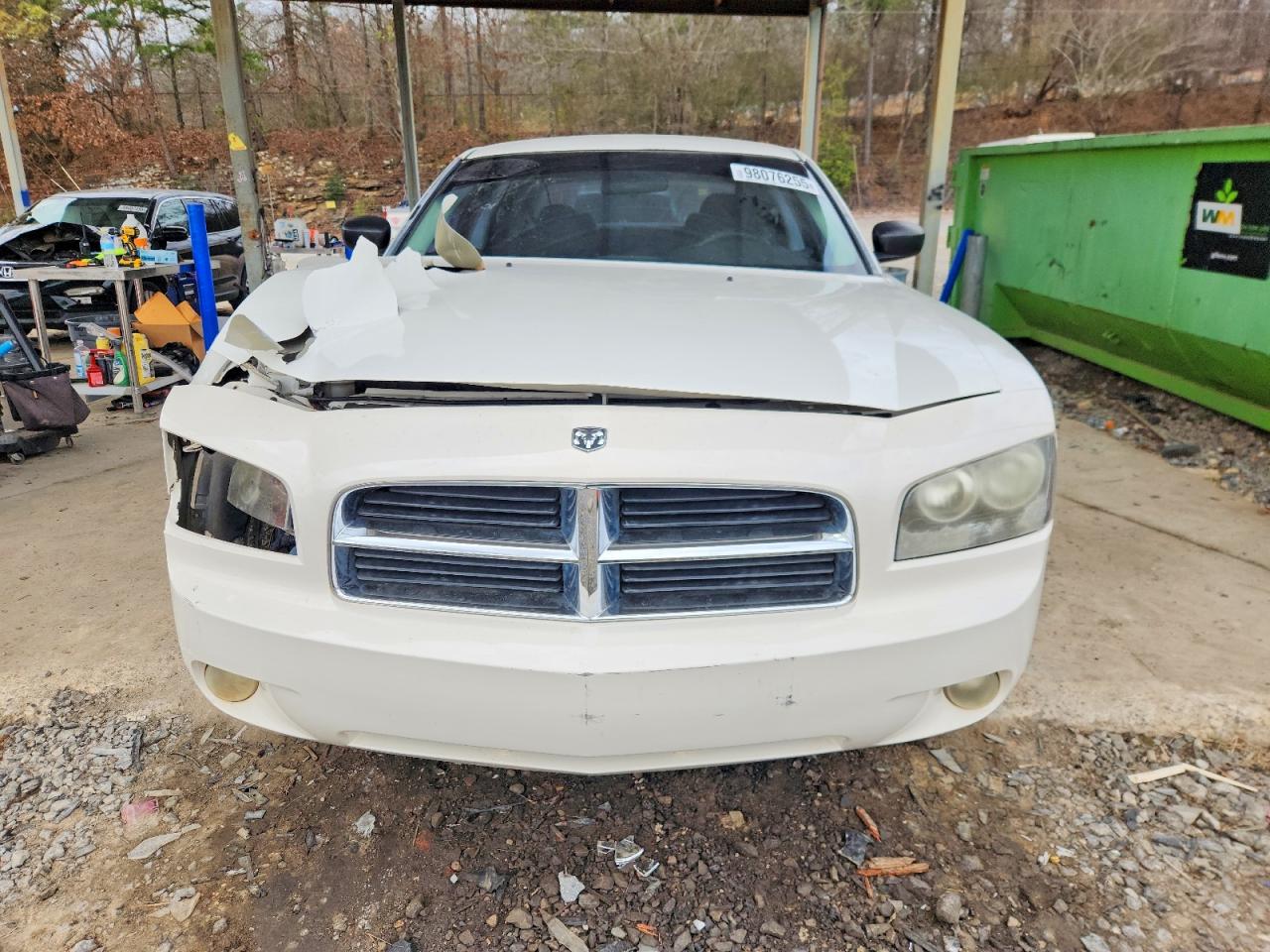2009 DODGE CHARGER SXT photo 5