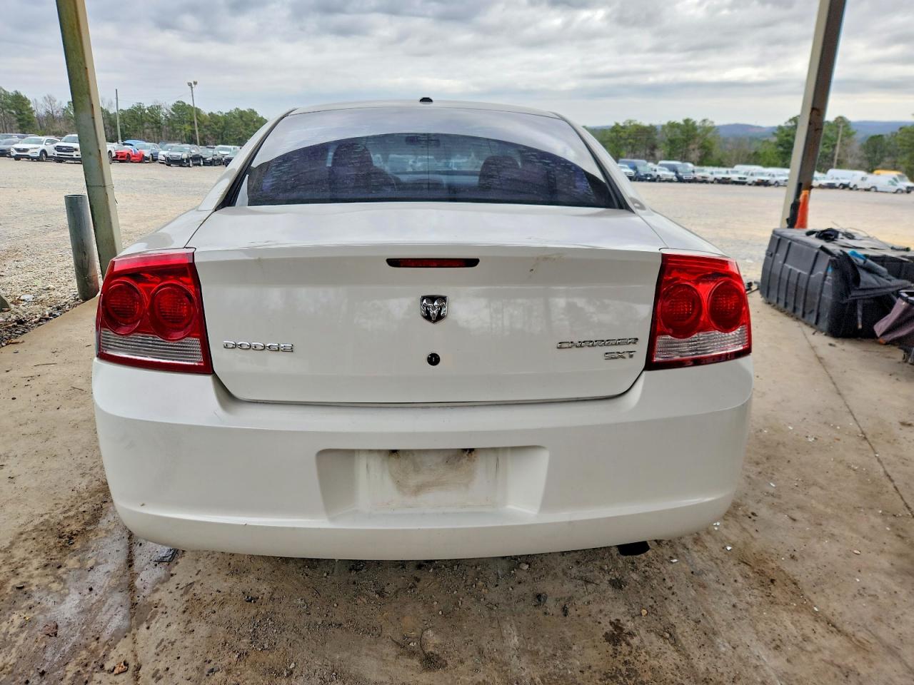 2009 DODGE CHARGER SXT photo 6