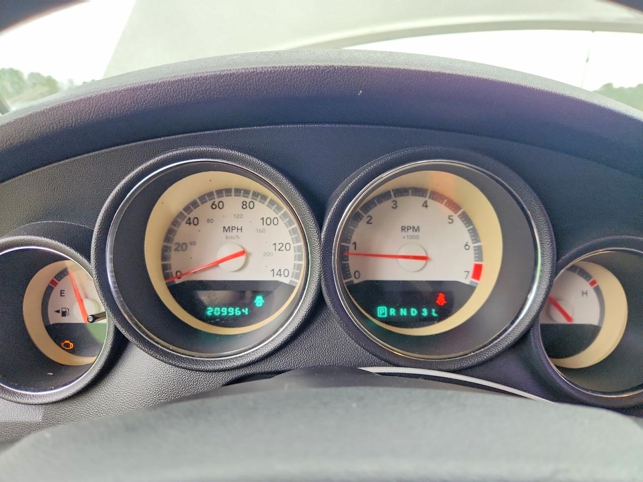 2009 DODGE CHARGER SXT photo 9