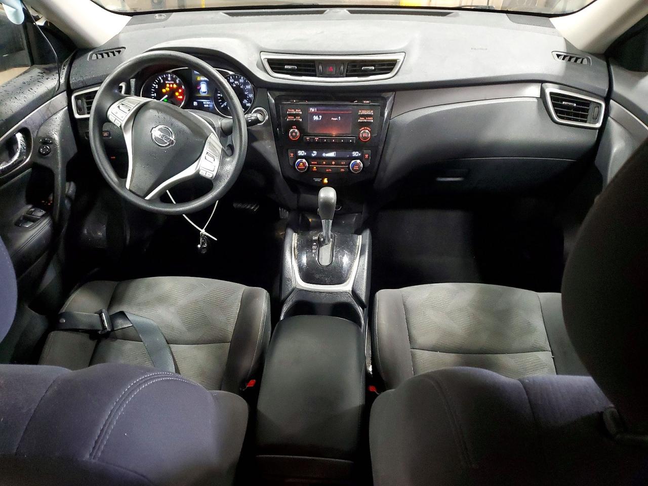 2016 NISSAN ROGUE S photo 8