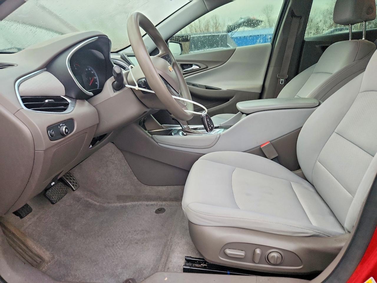 2016 CHEVROLET MALIBU LT photo 7