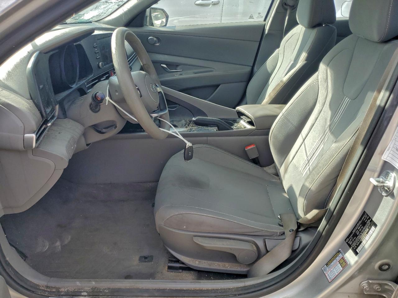2021 HYUNDAI ELANTRA SEL photo 7