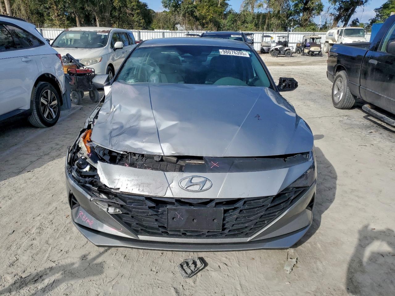 2021 HYUNDAI ELANTRA SEL photo 5