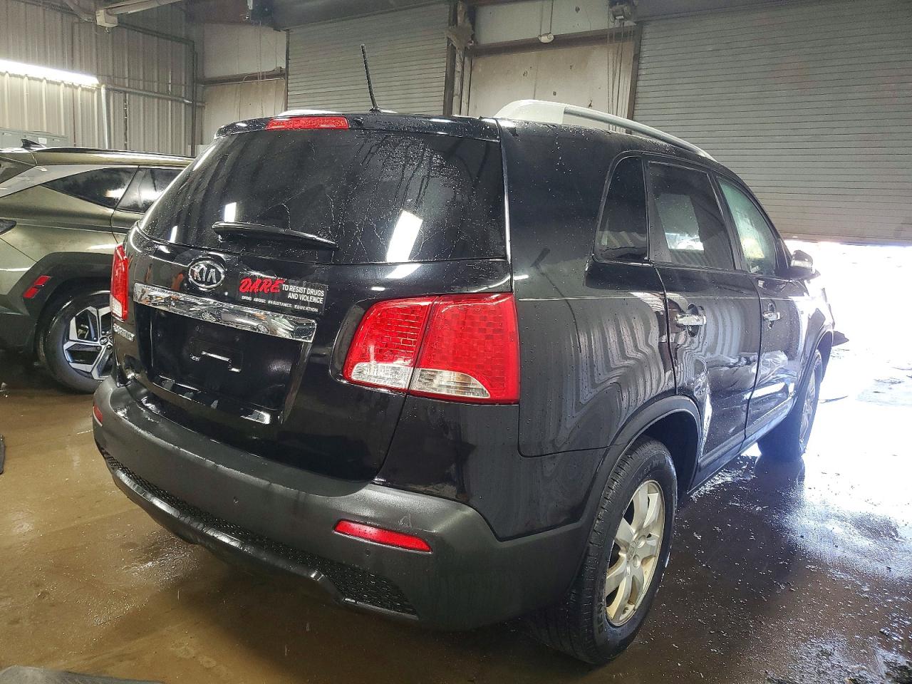 2011 KIA SORENTO LX photo 5