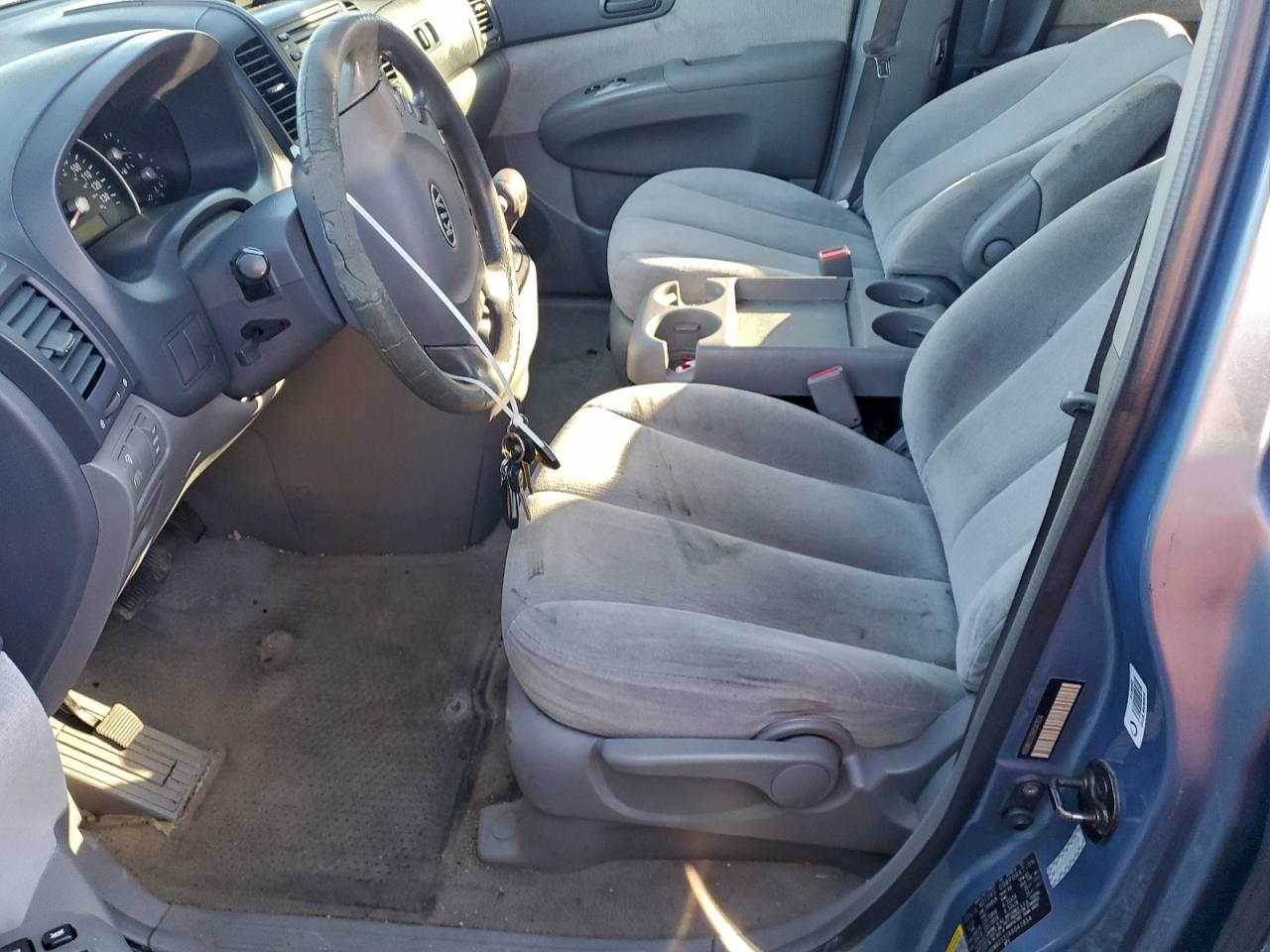 2006 KIA SEDONA EX photo 7