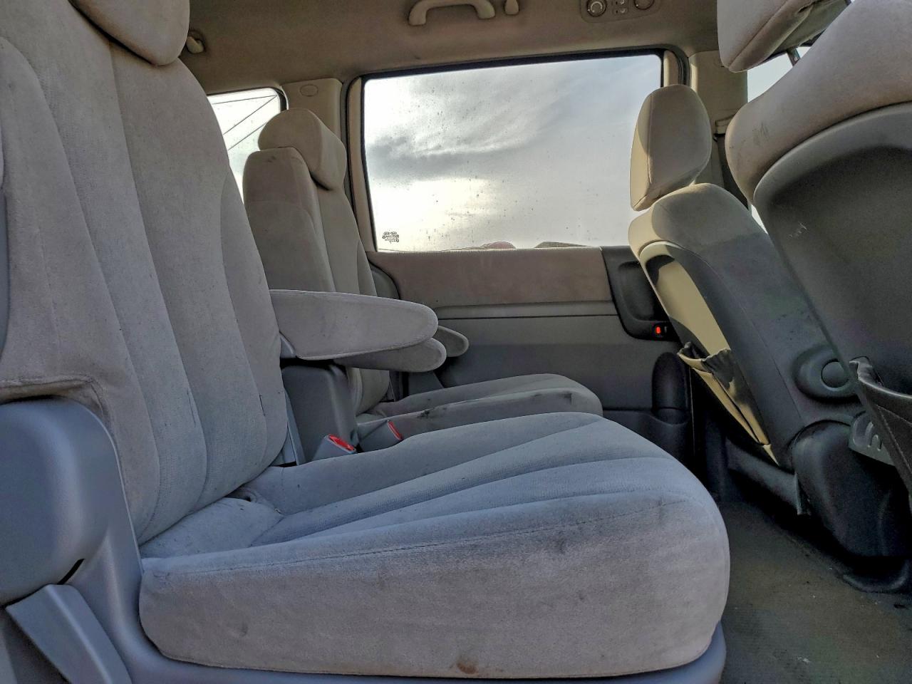 2006 KIA SEDONA EX photo 11