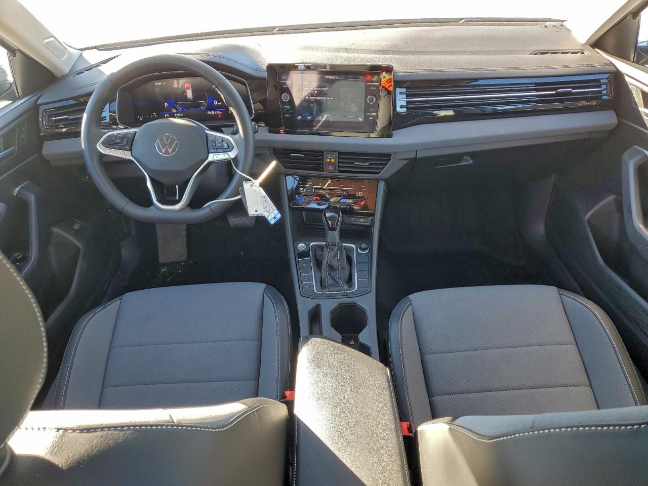 2025 VOLKSWAGEN JETTA SE photo 8