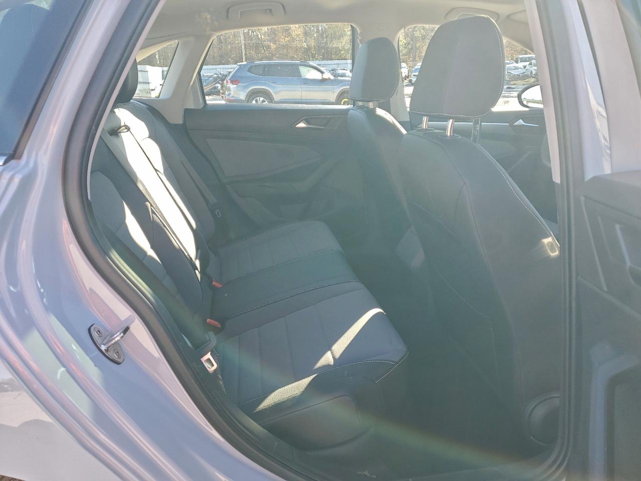 2025 VOLKSWAGEN JETTA SE photo 10