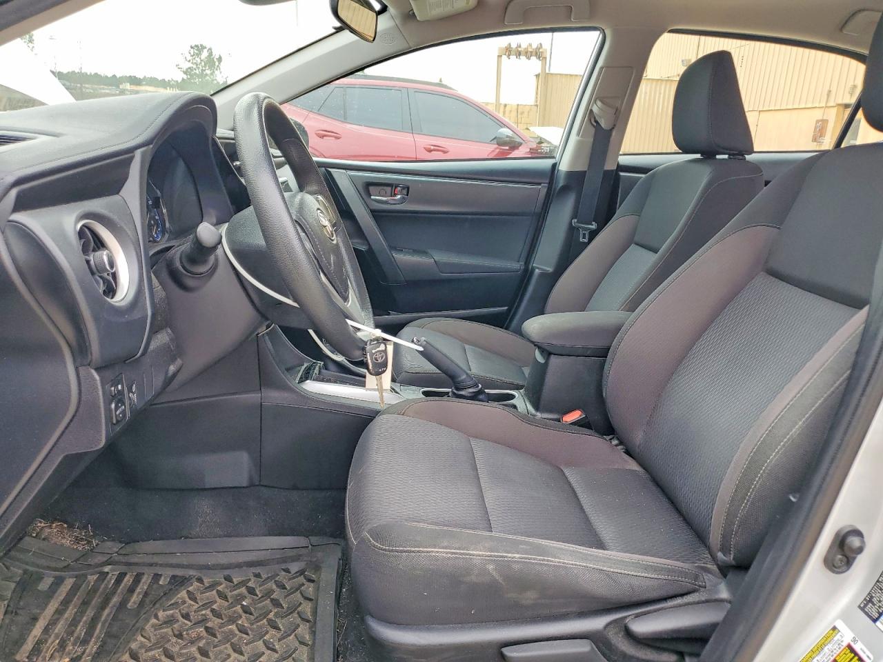 2018 TOYOTA COROLLA L photo 7