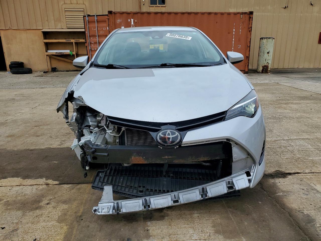 2018 TOYOTA COROLLA L photo 5