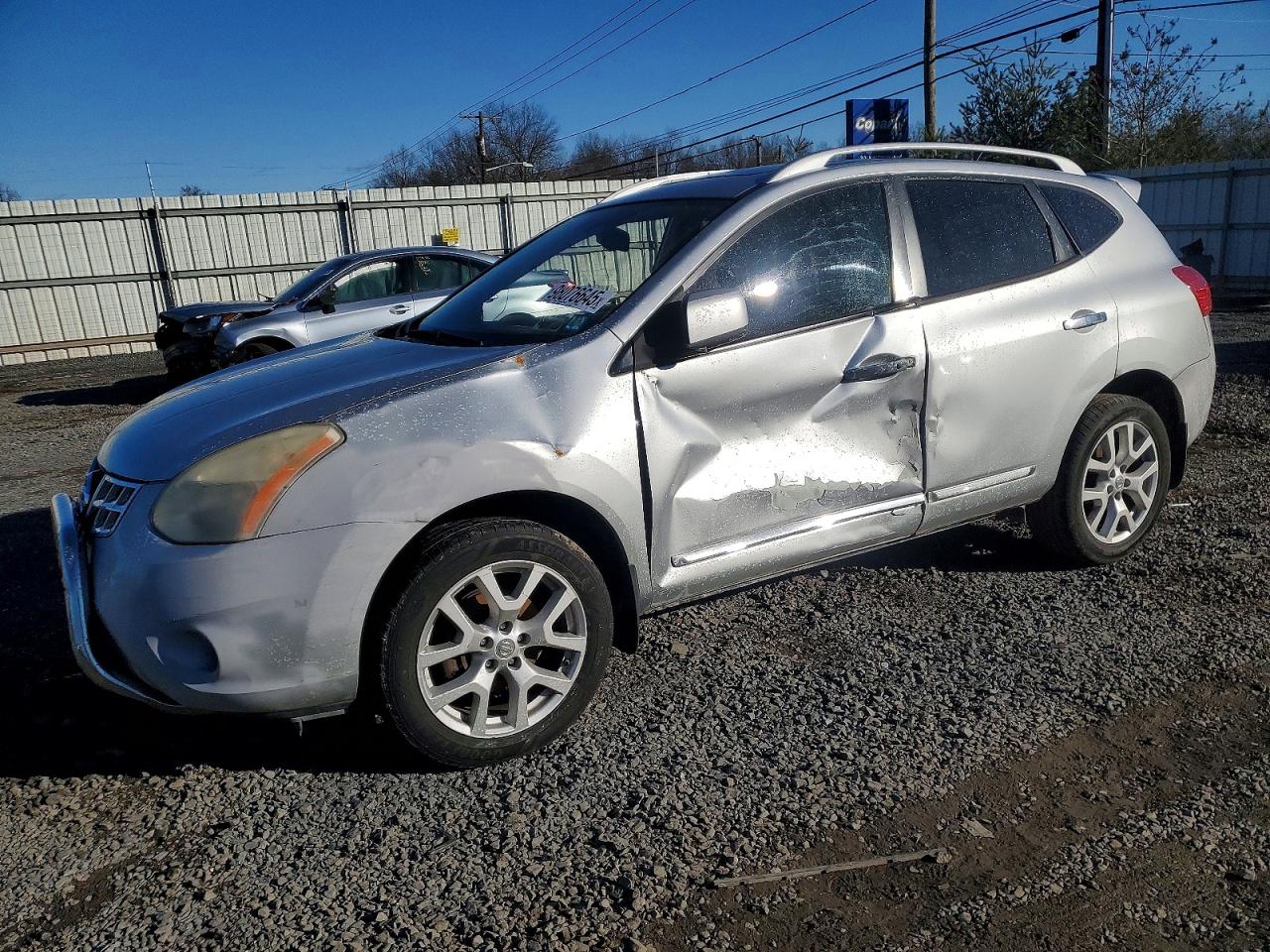2011 NISSAN ROGUE