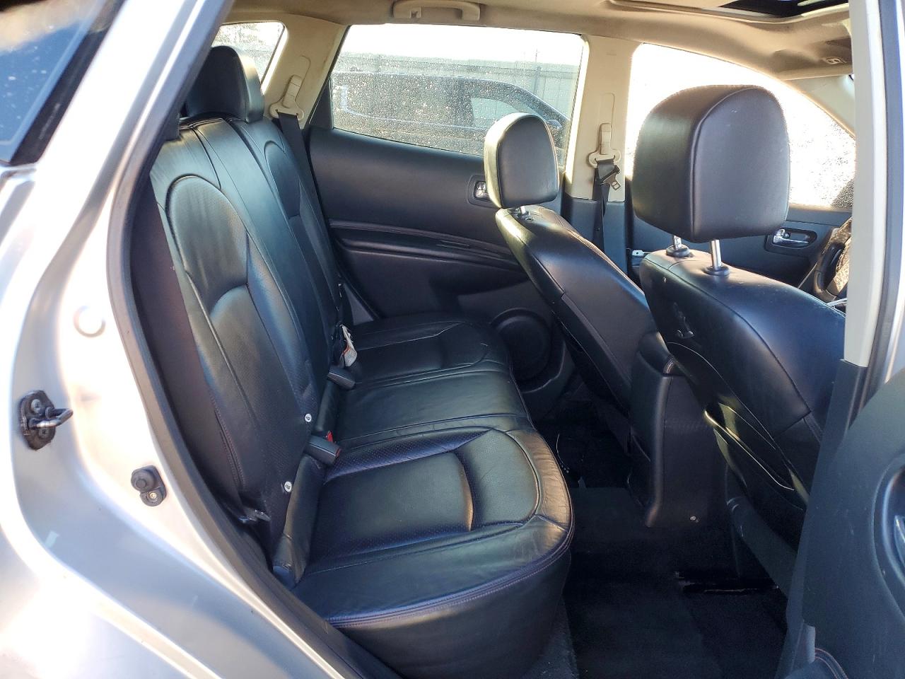 2011 NISSAN ROGUE S photo 11
