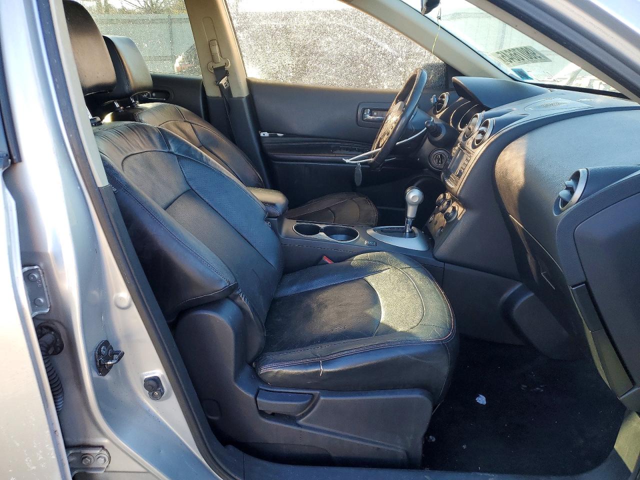 2011 NISSAN ROGUE S photo 7