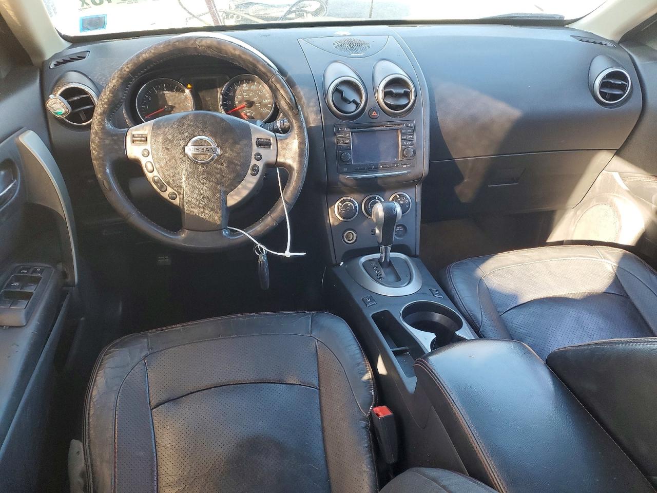 2011 NISSAN ROGUE S photo 8