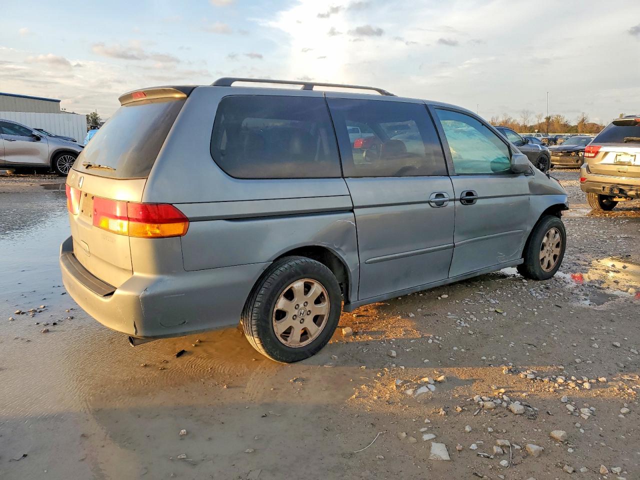 2002 HONDA ODYSSEY EXL photo 3