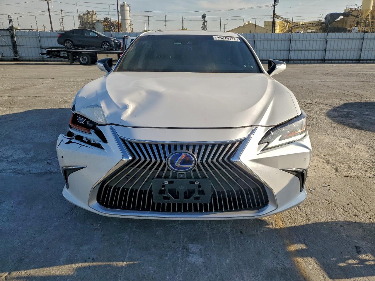 2021 LEXUS ES 300H LUXURY photo 13