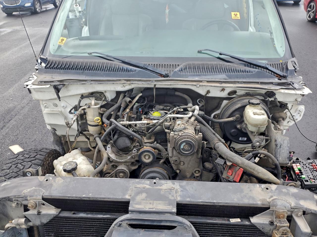 2006 CHEVROLET SILVERADO C1500 photo 11