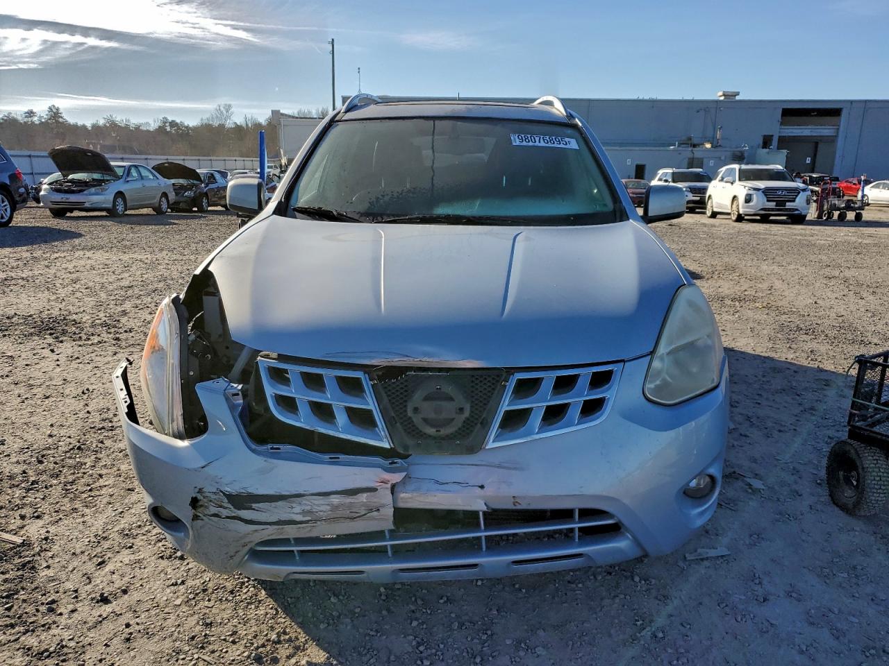 2011 NISSAN ROGUE S photo 5