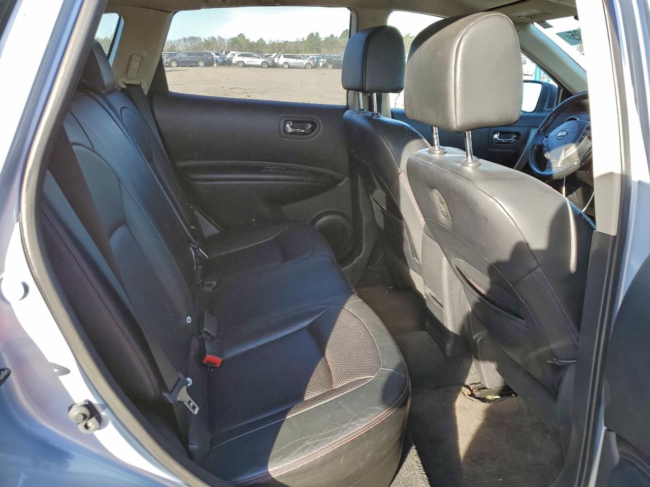 2011 NISSAN ROGUE S photo 11