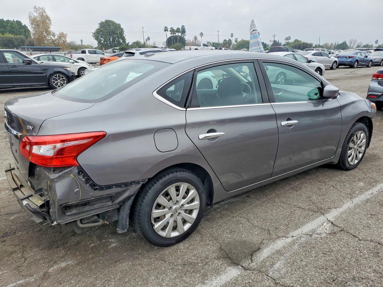 2017 NISSAN SENTRA S photo 3