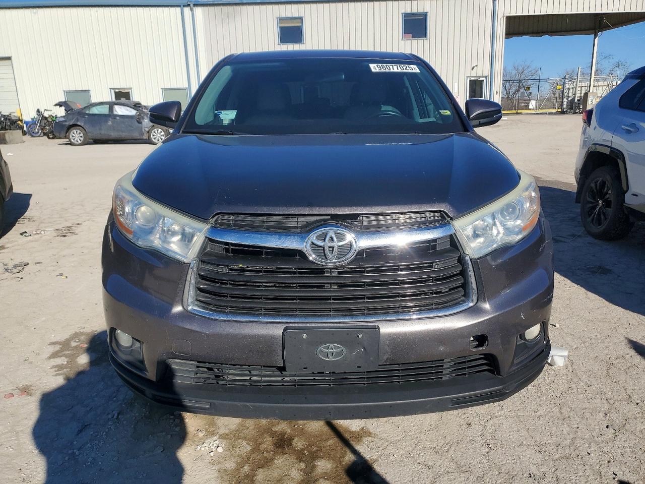 2014 TOYOTA HIGHLANDER photo 5