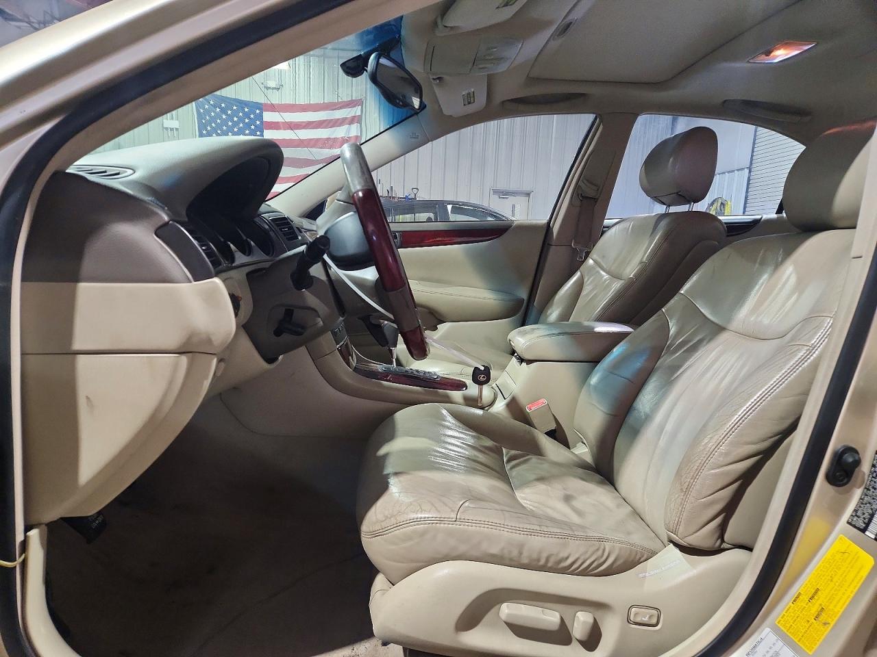 2003 LEXUS ES 300 photo 7