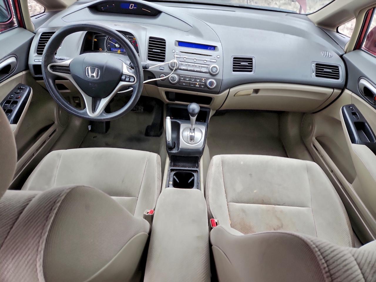 2011 HONDA CIVIC LX photo 8