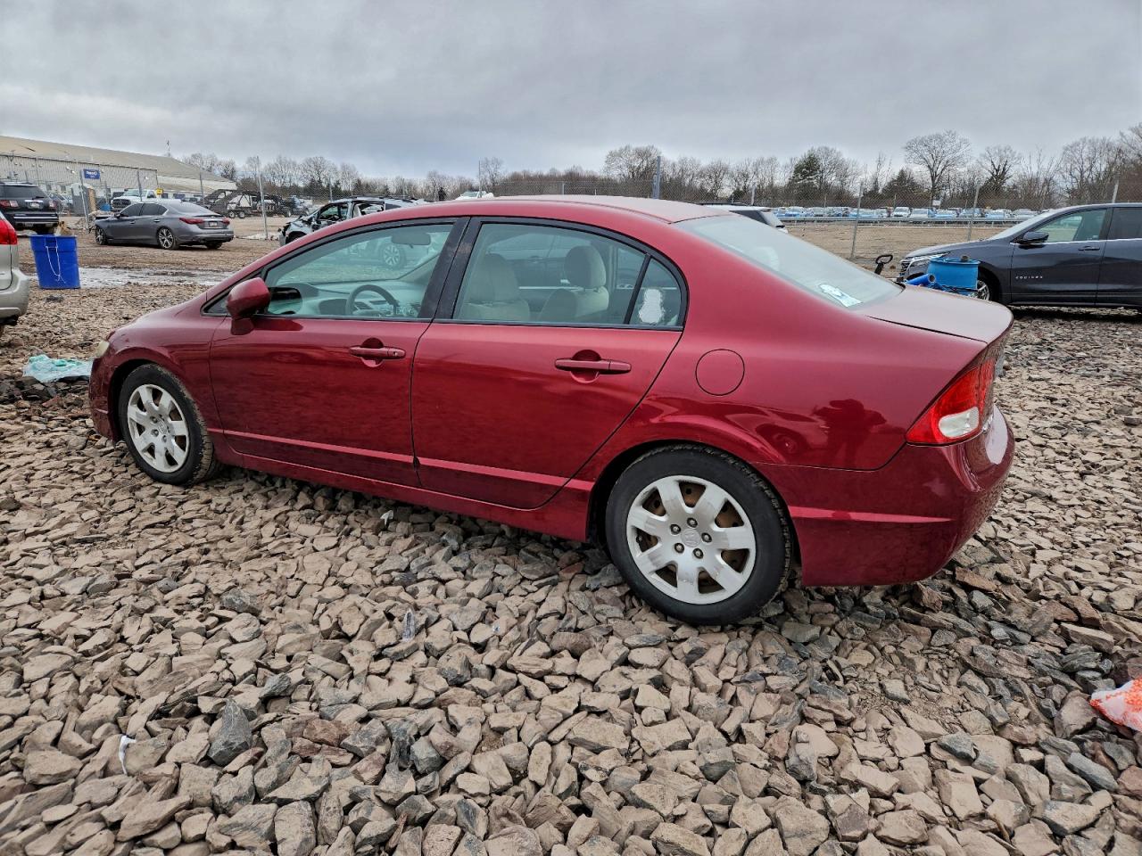 2011 HONDA CIVIC LX photo 2