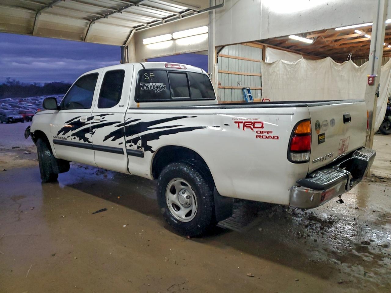 2002 TOYOTA TUNDRA ACCESS CAB SR5 photo 2