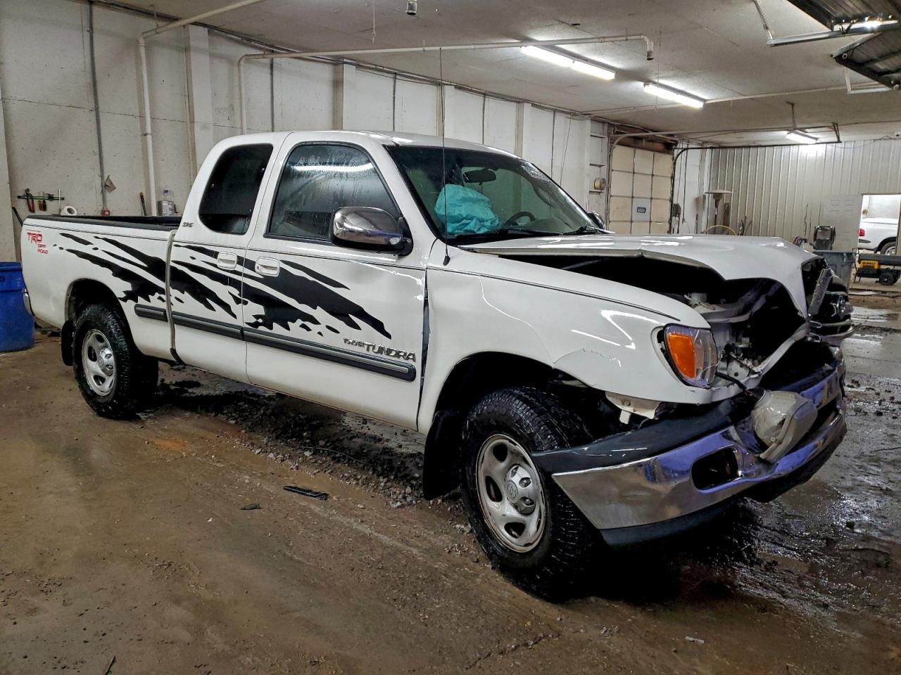 2002 TOYOTA TUNDRA ACCESS CAB SR5 photo 4