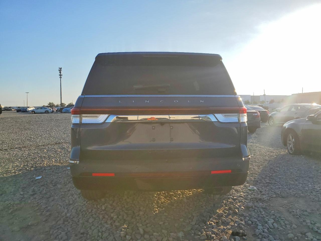 2022 LINCOLN NAVIGATOR RESERVE photo 6