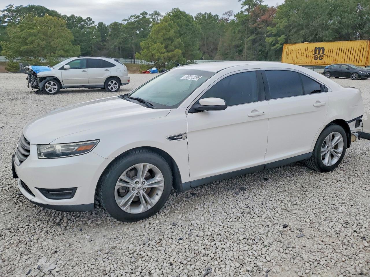 2015 FORD TAURUS