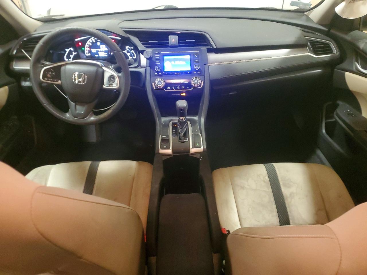 2016 HONDA CIVIC LX photo 8