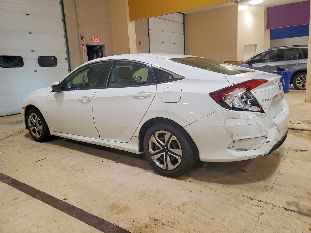 2016 HONDA CIVIC LX photo 2