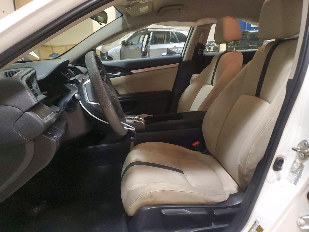 2016 HONDA CIVIC LX photo 7