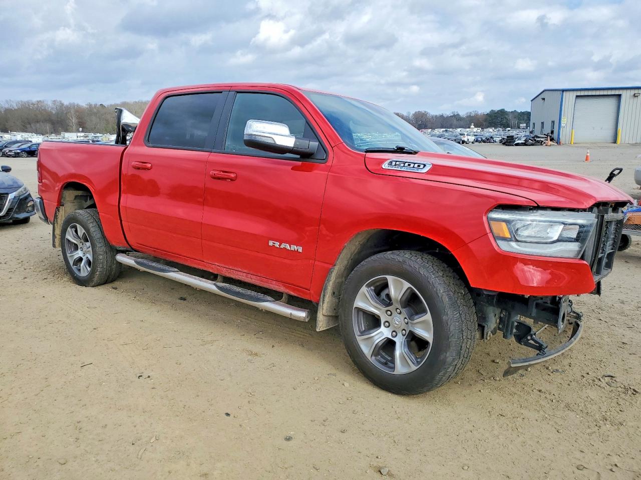 2023 RAM 1500 LARAMIE photo 7