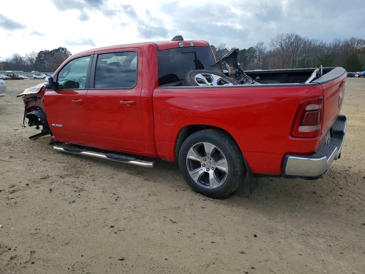 2023 RAM 1500 LARAMIE photo 3