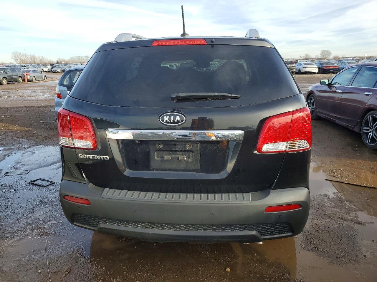 2012 KIA SORENTO BASE photo 6