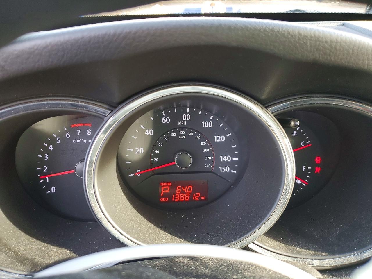 2012 KIA SORENTO BASE photo 9