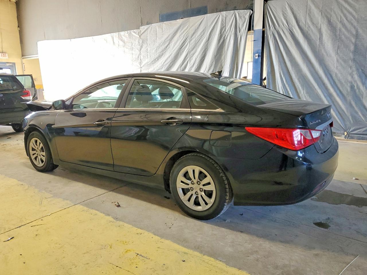 2011 HYUNDAI SONATA GLS photo 2