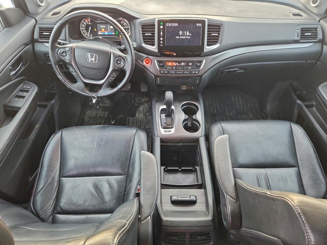 2016 HONDA PILOT EXLN photo 8