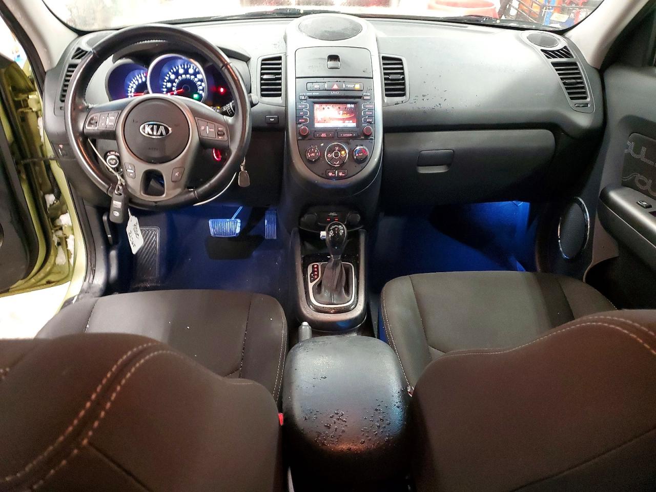 2013 KIA SOUL + photo 8