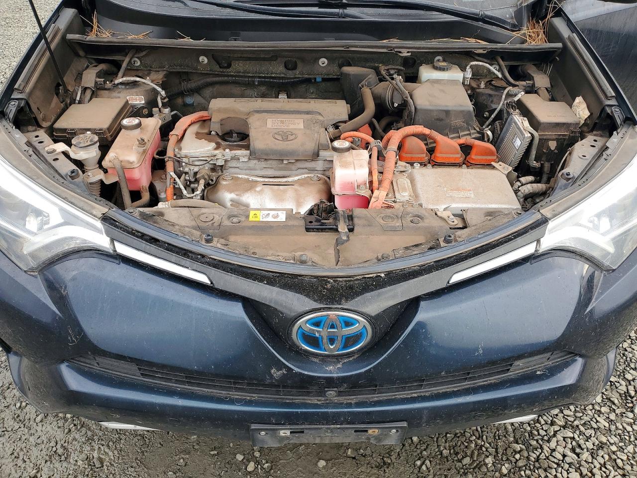 2017 TOYOTA RAV4 HV LIMITED photo 12