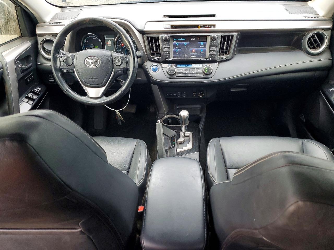 2017 TOYOTA RAV4 HV LIMITED photo 8