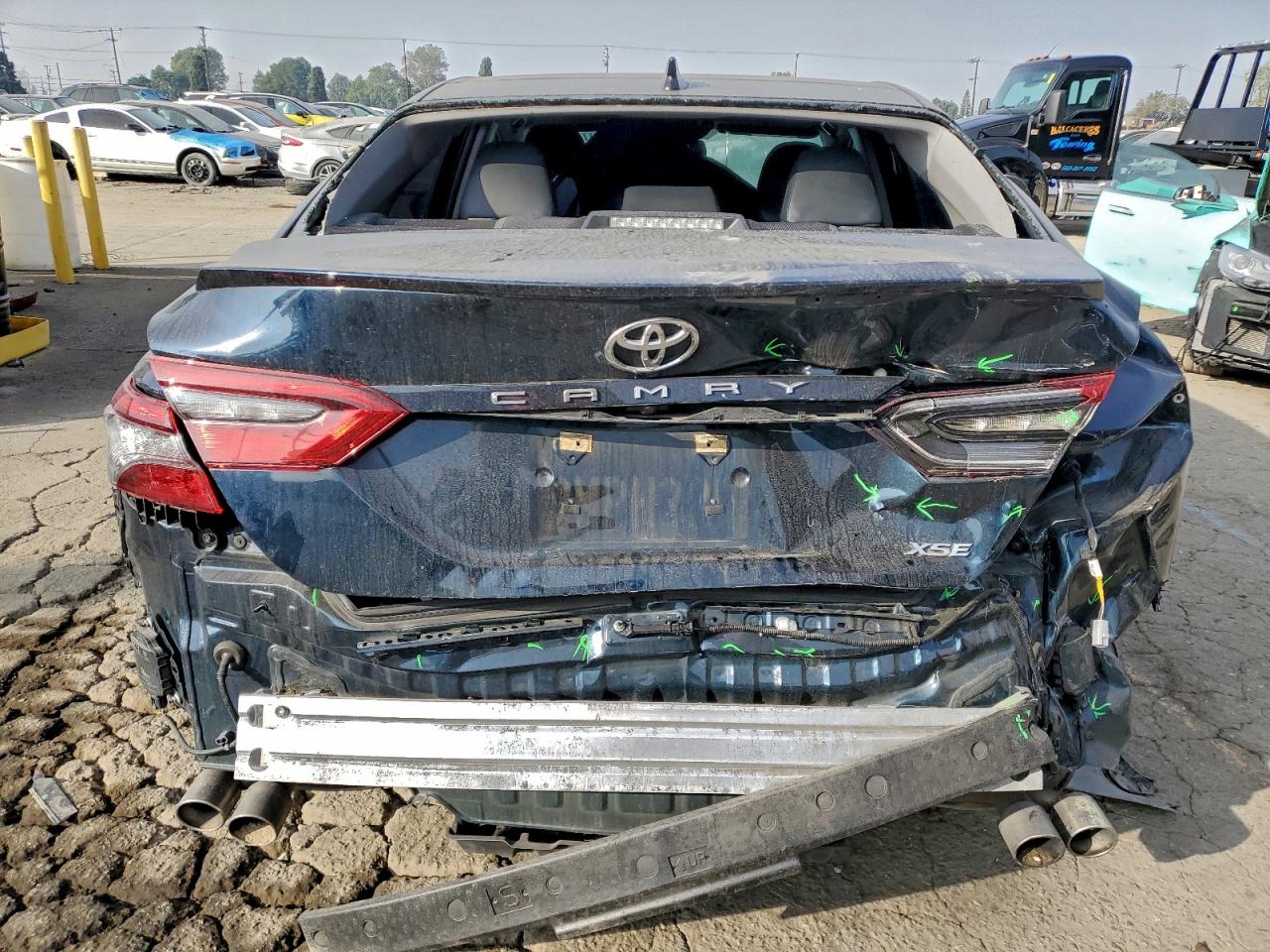 2021 TOYOTA CAMRY XSE photo 6