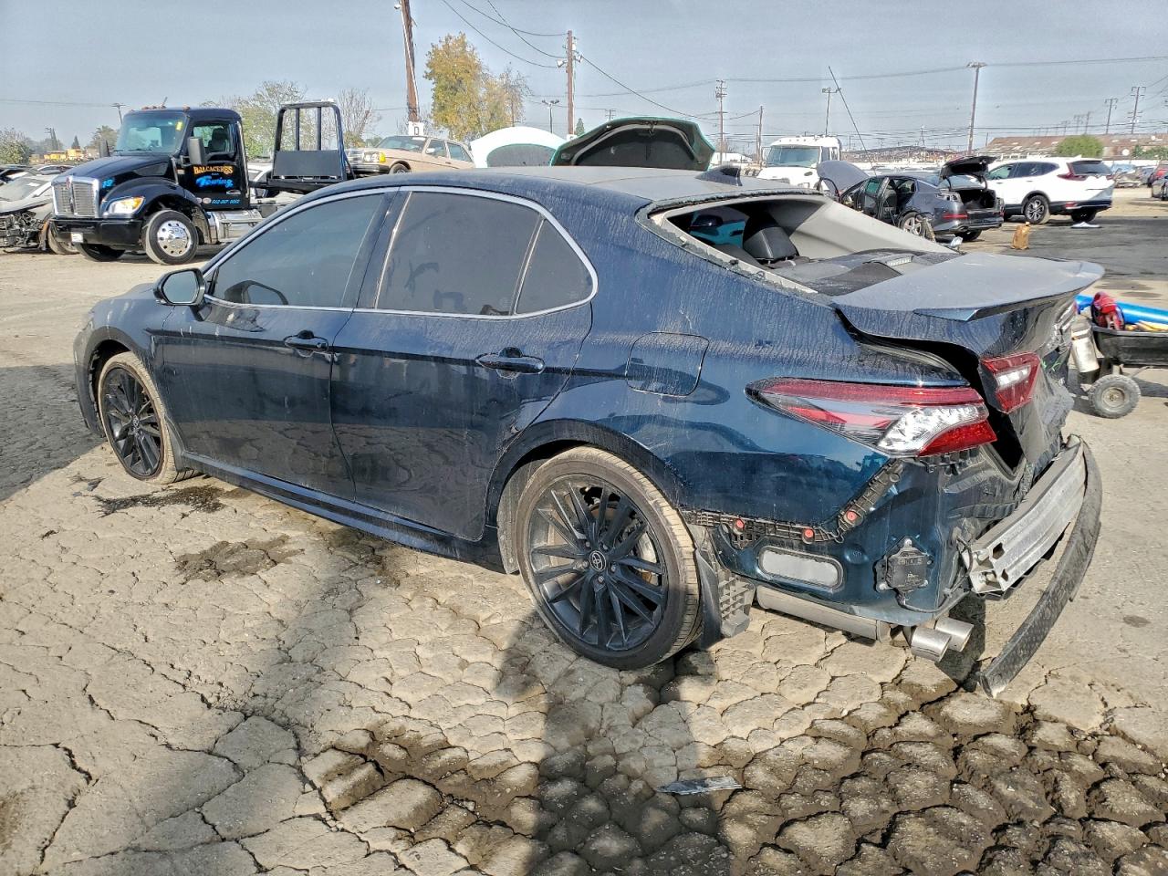 2021 TOYOTA CAMRY XSE photo 2