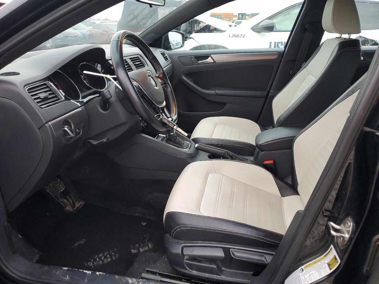 2016 VOLKSWAGEN JETTA SPORT photo 7
